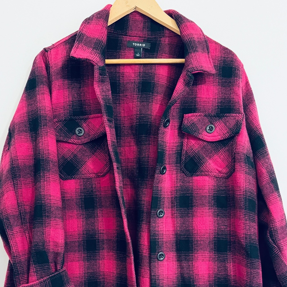 Torrid heavy Button Up